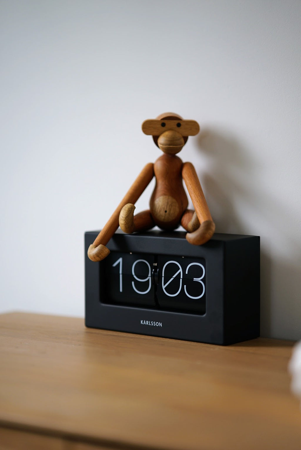 Table clock - Boxed Flip Clock – doude design